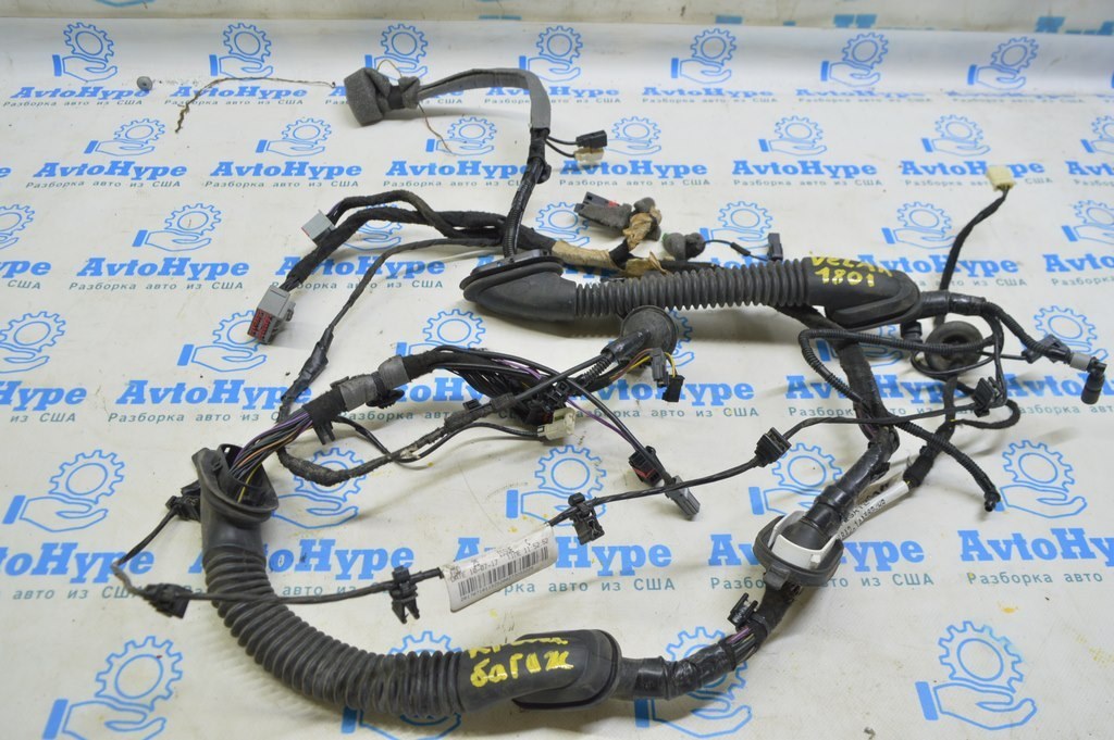 Проводка двери багажника Range Rover Velar L560 17- (01)