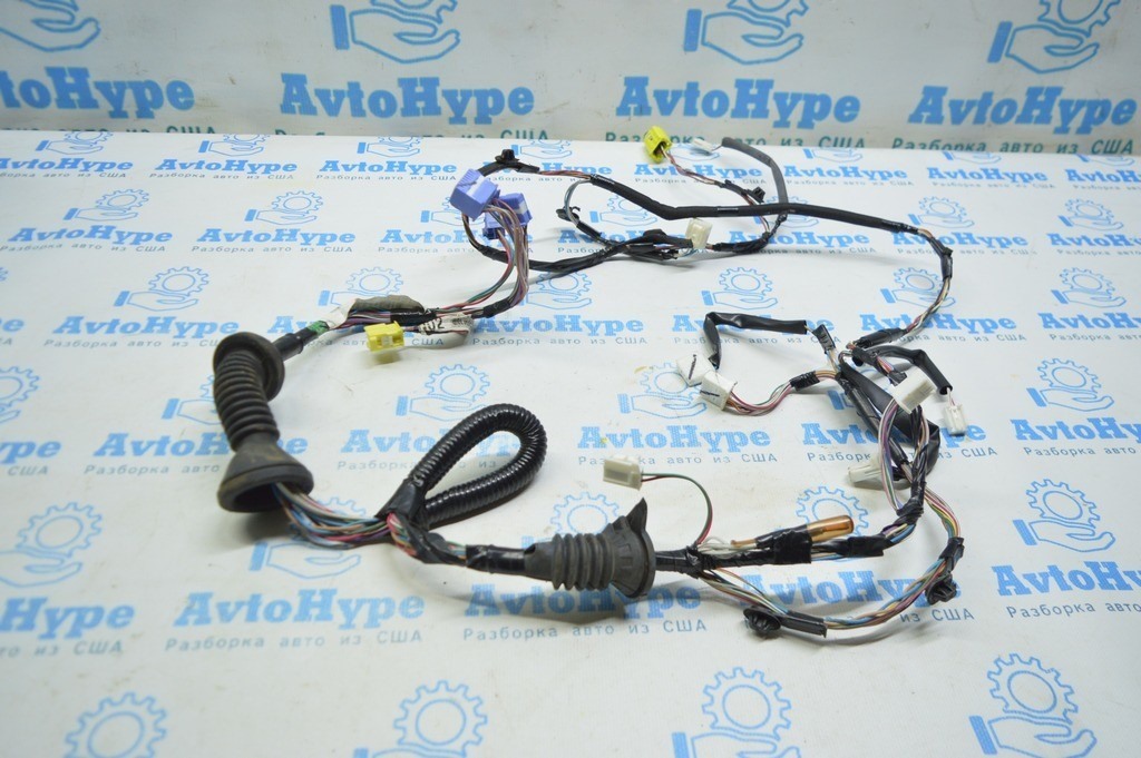 Проводка двери перед прав Toyota Sequoia 2008-2022