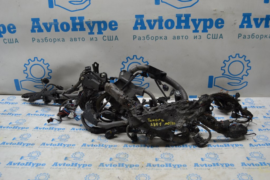 Проводка моторная Toyota Tundra 22- (01) вторая подгорела