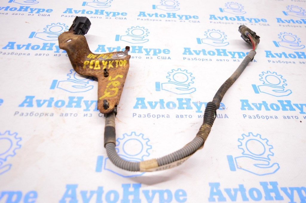 Проводка на редуктор Toyota Sequoia 08-16 AWD