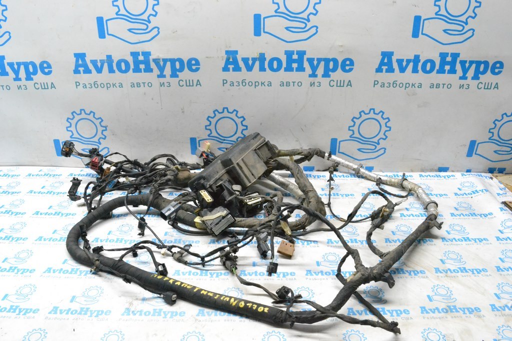 Проводка подкапотная с блоком предохранителей Ford Mustang mk6 15- 2.3T (02)