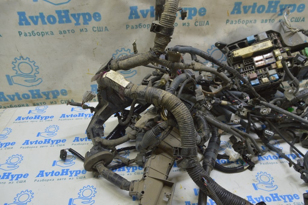 Проводка подкапотная с блоком предохранителей Toyota Sienna 11-16 (01) Реал М — фото 3