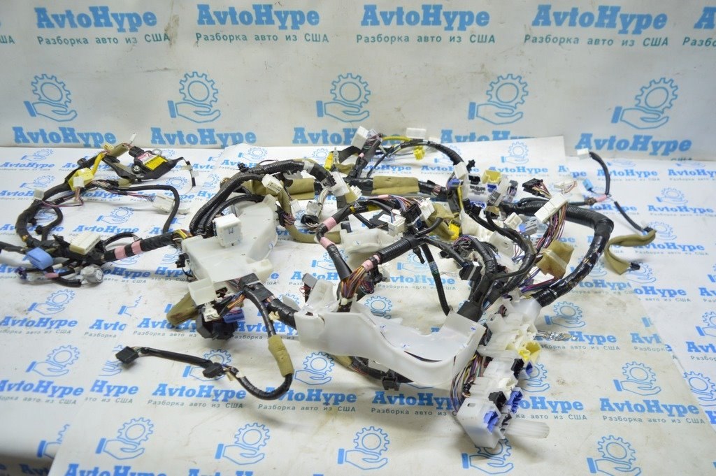 Проводка подторпедная Lexus RX350 13-15 (01)