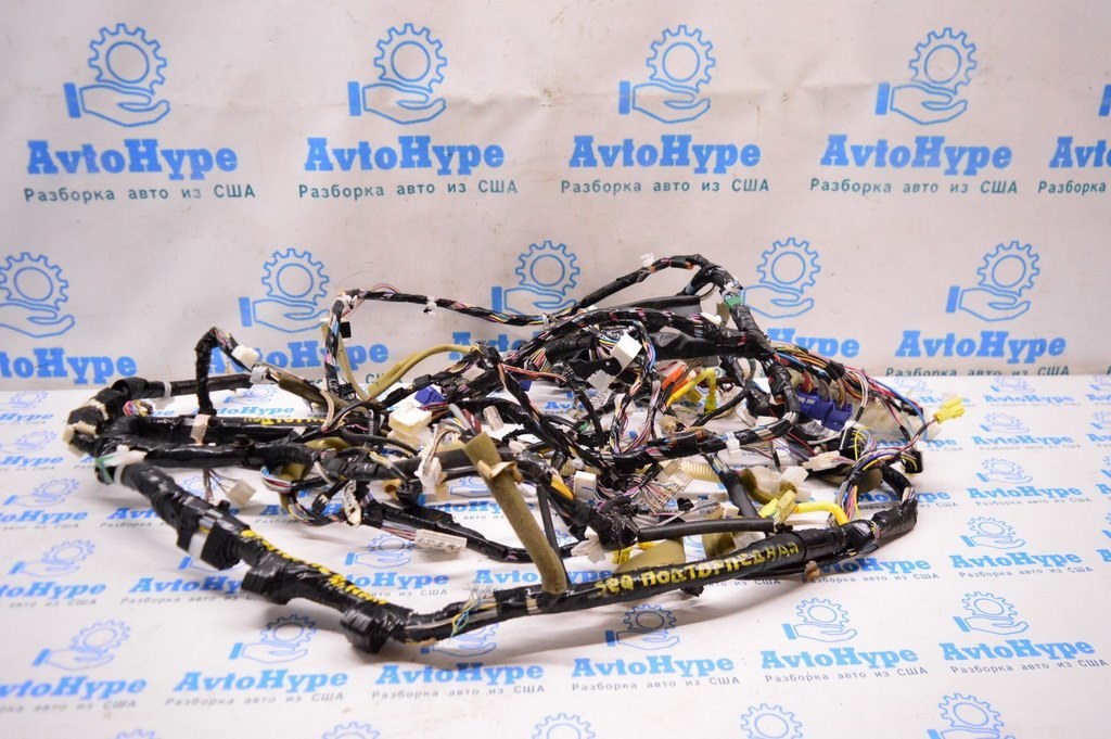Проводка подторпедная Toyota Sequoia 2008-2022 (01)