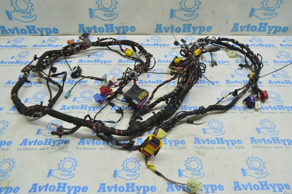 Проводка салонная Audi A4 B9 17-