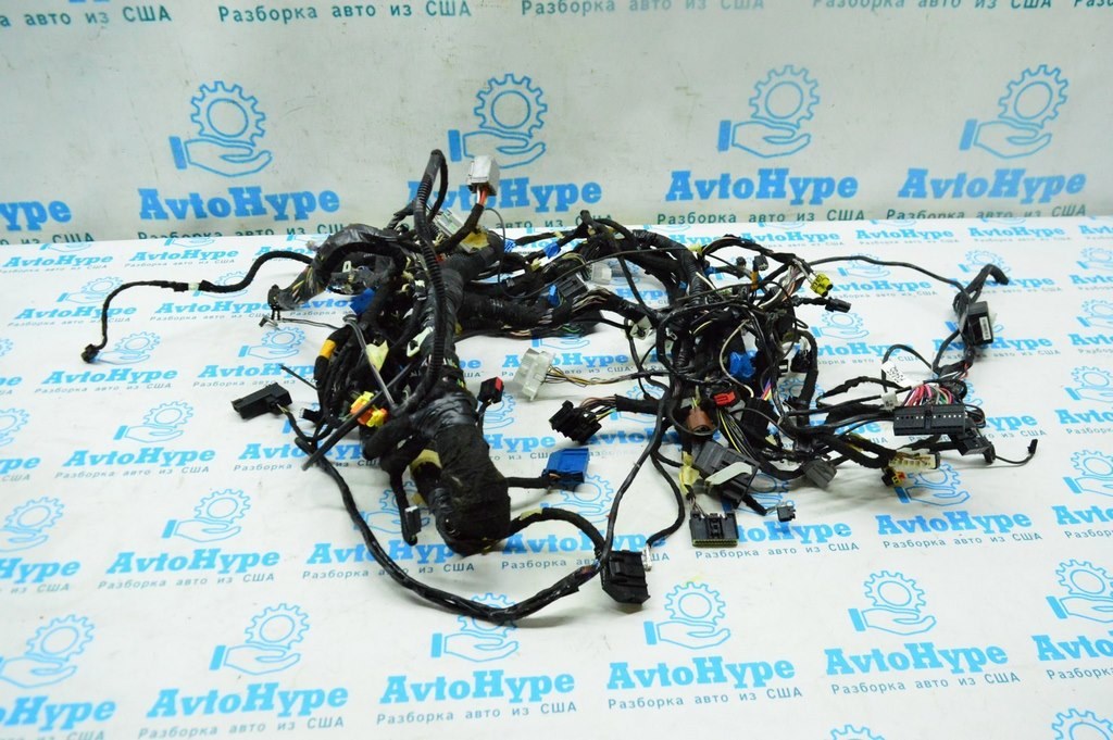 Проводка салонная Ford Escape MK3 13- (08)
