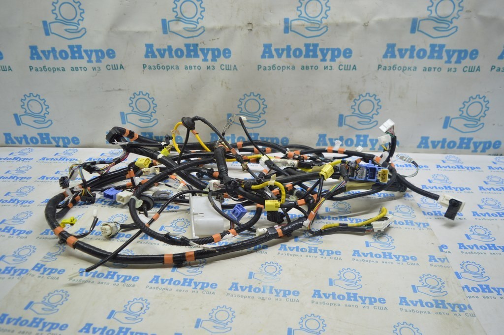 Проводка салонная левая Lexus RX330 04-09 (01)