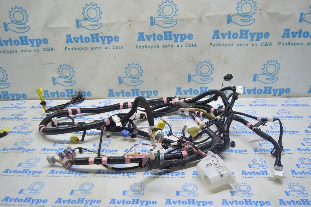 Проводка салонная правая Lexus RX450h 10-15 (02)