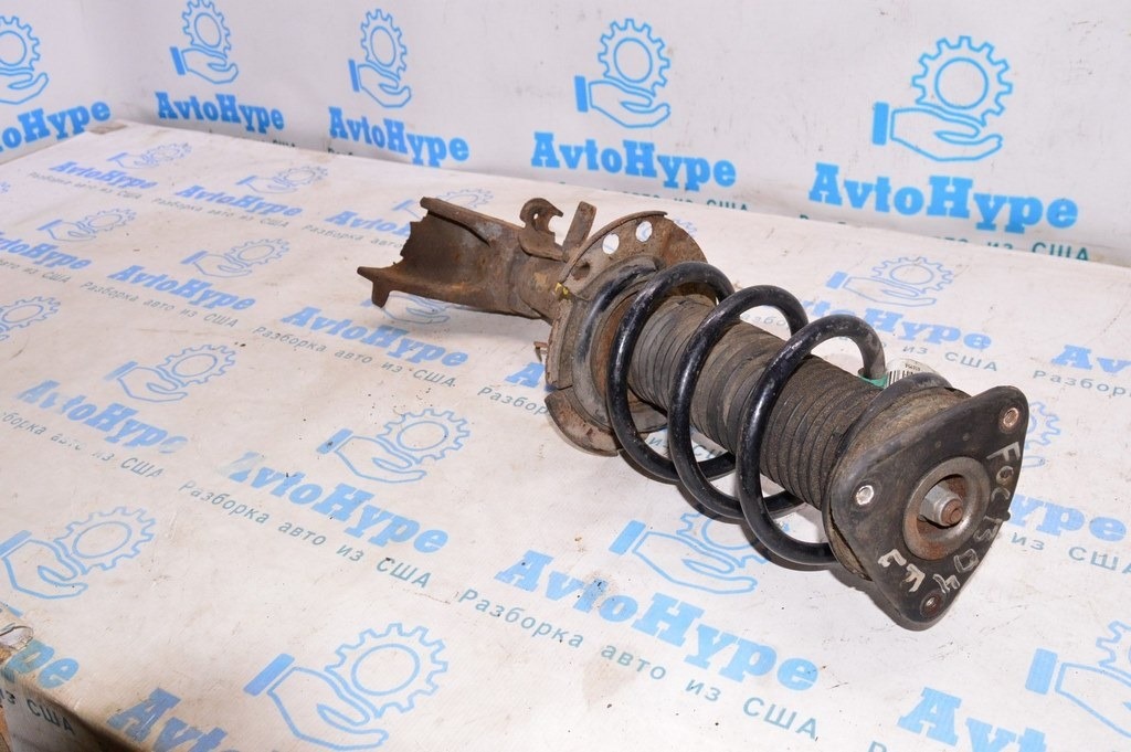 Пружина перед лев Ford Focus mk3 11-18 (04)