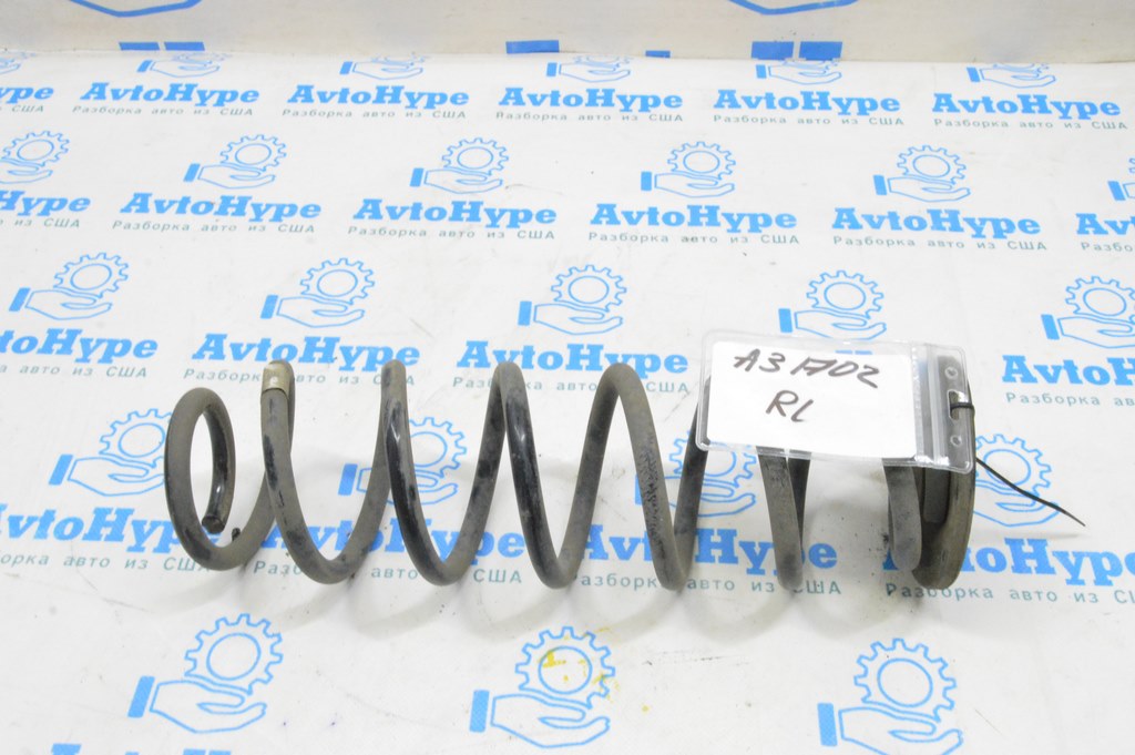 Пружина задняя левая Audi A3 8V 15-20 FWD (02)