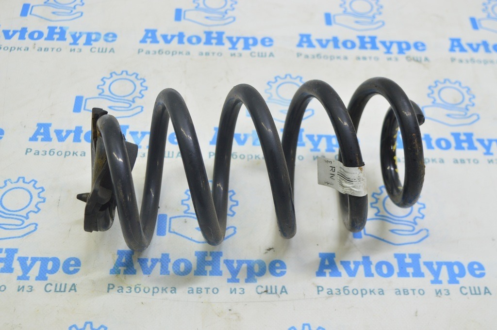 Пружина задняя левая BMW X1 F48 16-18 AWD M Sport