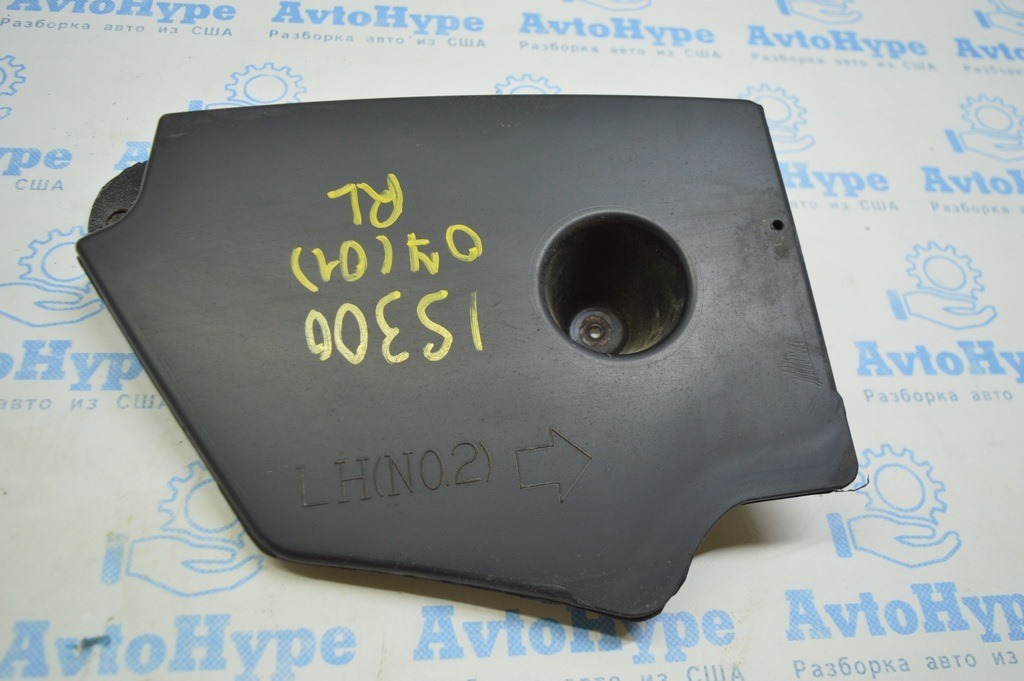 Пыльник кузова,защита левый Lexus IS250/IS300/IS350 06-13