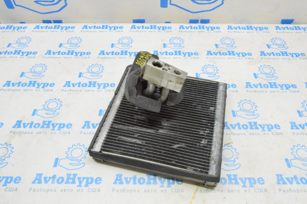 Радиатор кондиционера (конденсер) Skoda Octavia III A7 13-20 1.4