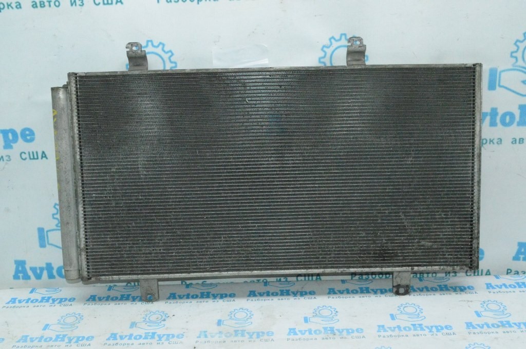 Радиатор кондиционера (конденсер) Toyota Avalon 05-12 (01)