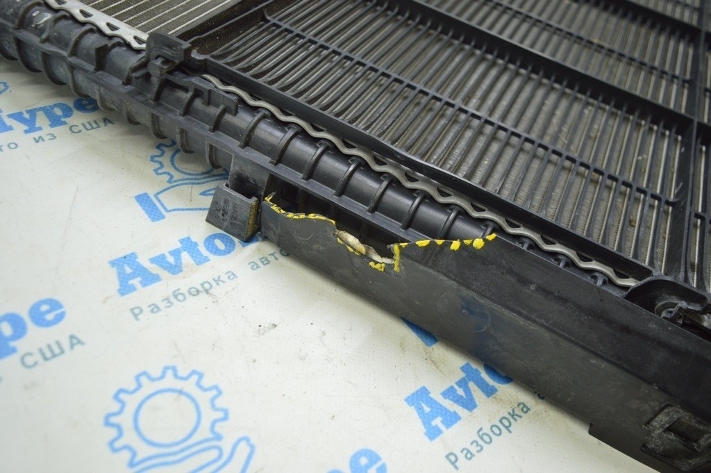 Радиатор охлаждения (вода BMW X3 G01 18-23  X4 G02 3.0 B58 (01) деф. — фото 3