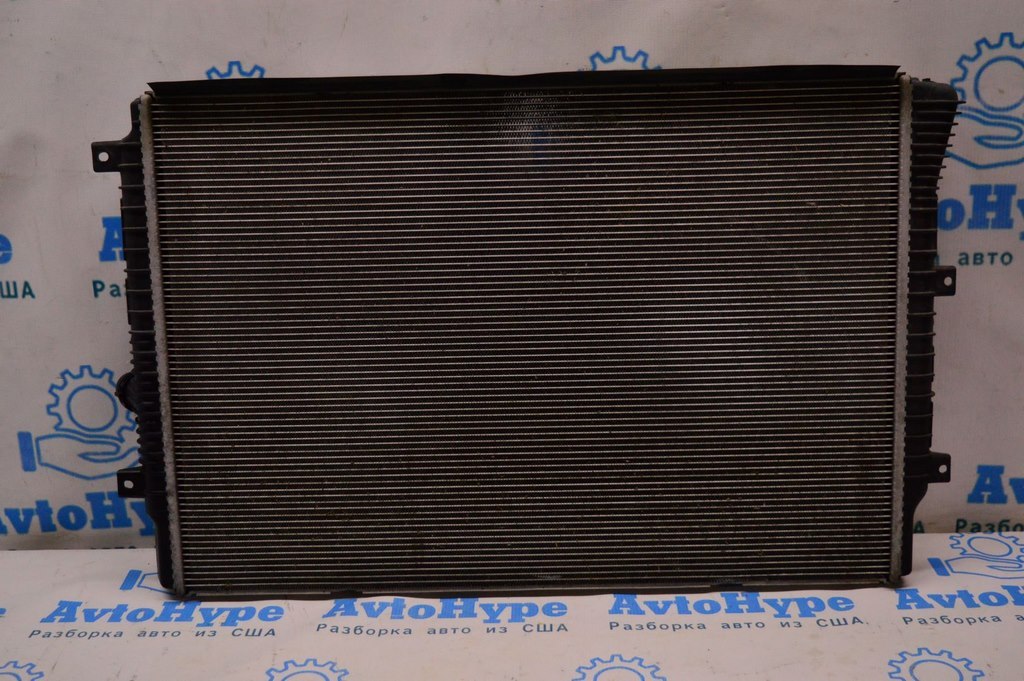 Радиатор охлаждения (вода) VW Passat b8 USA (02)