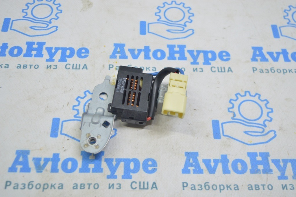 RADIO ANTENNA NOISE FILTER Lexus RX350 RX450h 10-15 (02) — фото 2