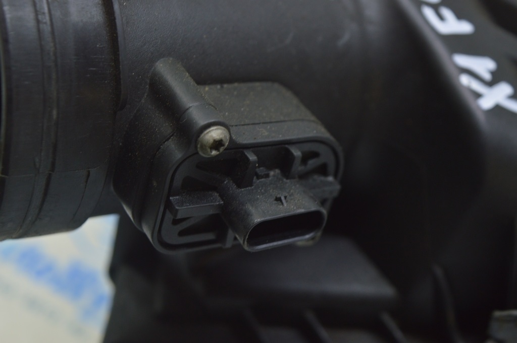 Расходомер воздуха BMW X1 F48 16-19 B46