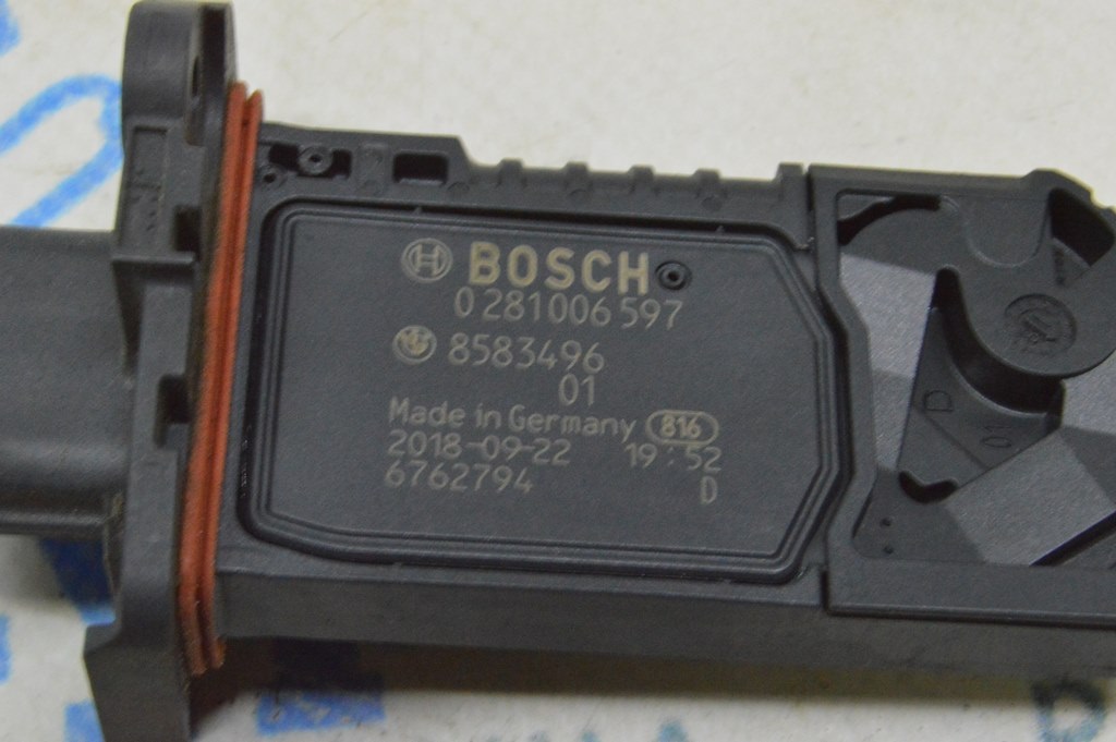 Расходомер воздуха BMW X5 G05 19-23 3.0T — фото 3