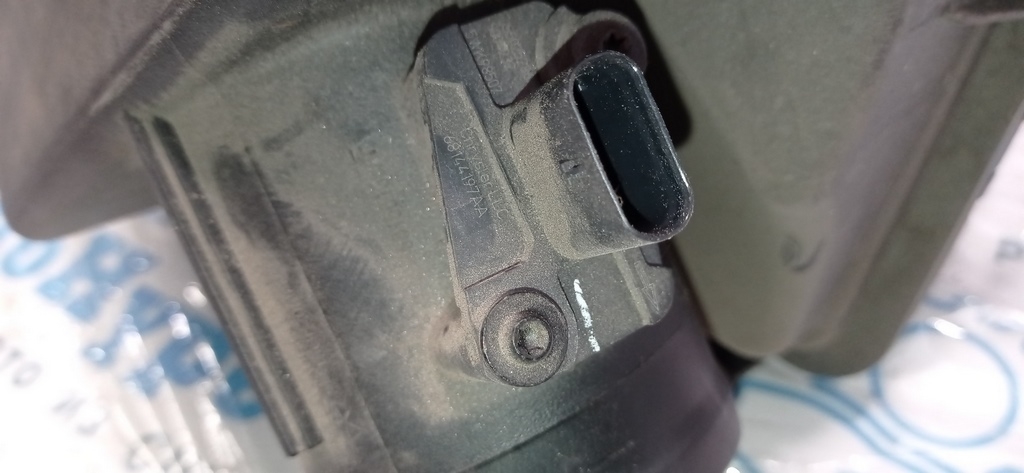 Расходомер воздуха Chrysler 200 15-17 2.4 — фото 2