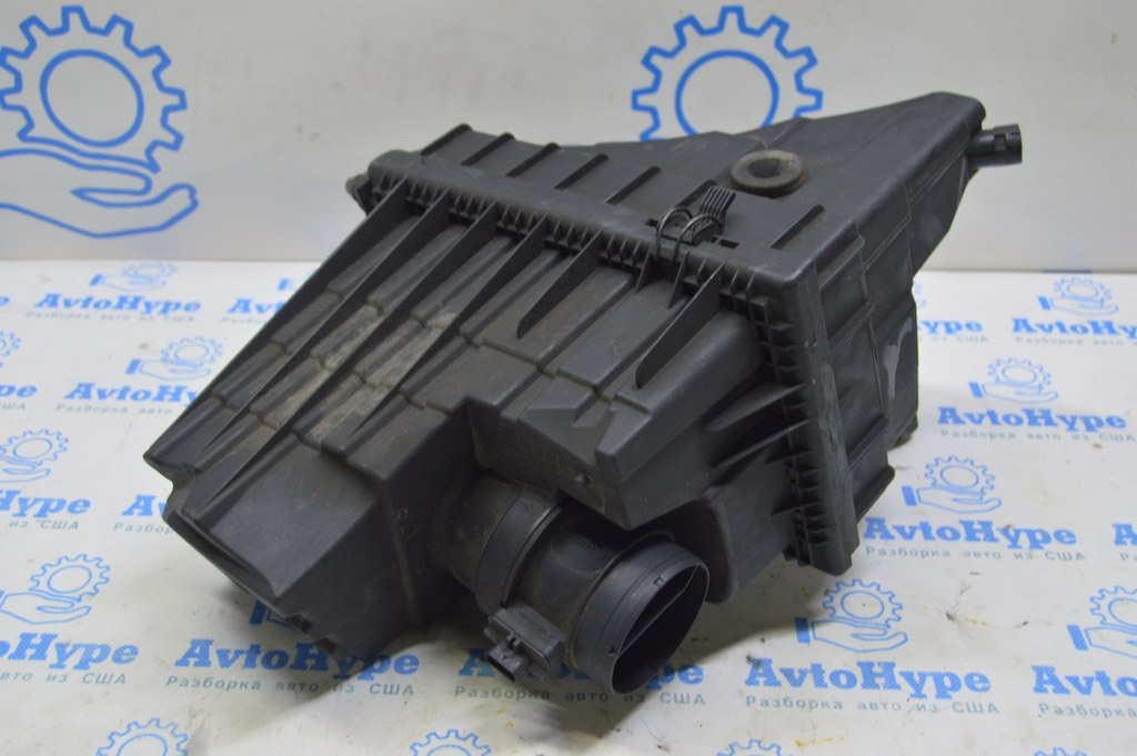 Расходомер воздуха VW Multivan T5 09-15 2.0d