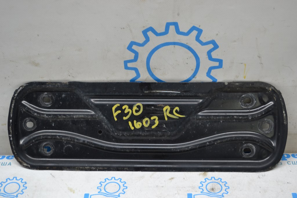 Распорка днища BMW 3 F30 12-19