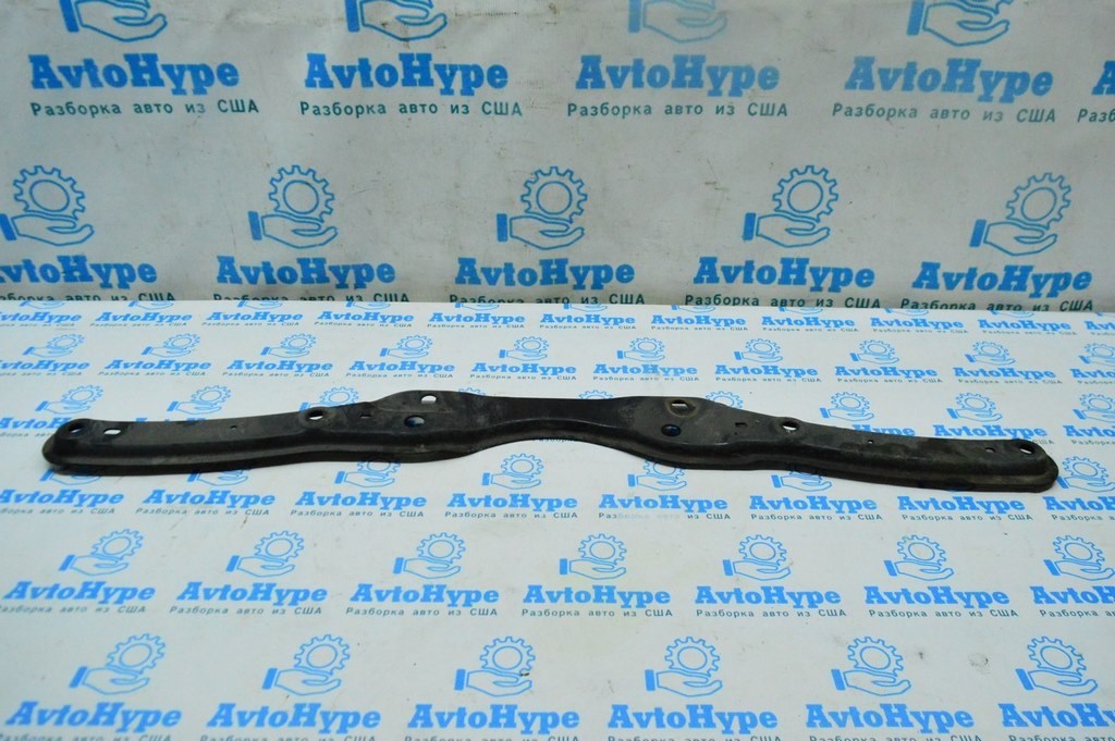 Распорка подрамника Ford Escape MK3 13-