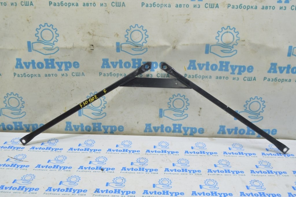 Распорка стоек BMW 3 F30 12-19