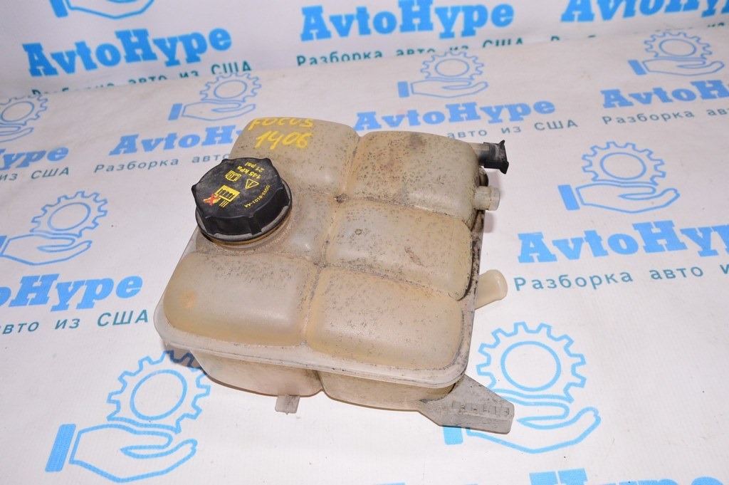 Расширительный бачок охлаждения Ford Focus mk3 11-18 2.0 1.0T