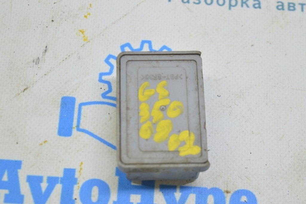 Relay, headlamp cleaner control Lexus GS300 GS350 GS430 GS450h 06-11 (02)