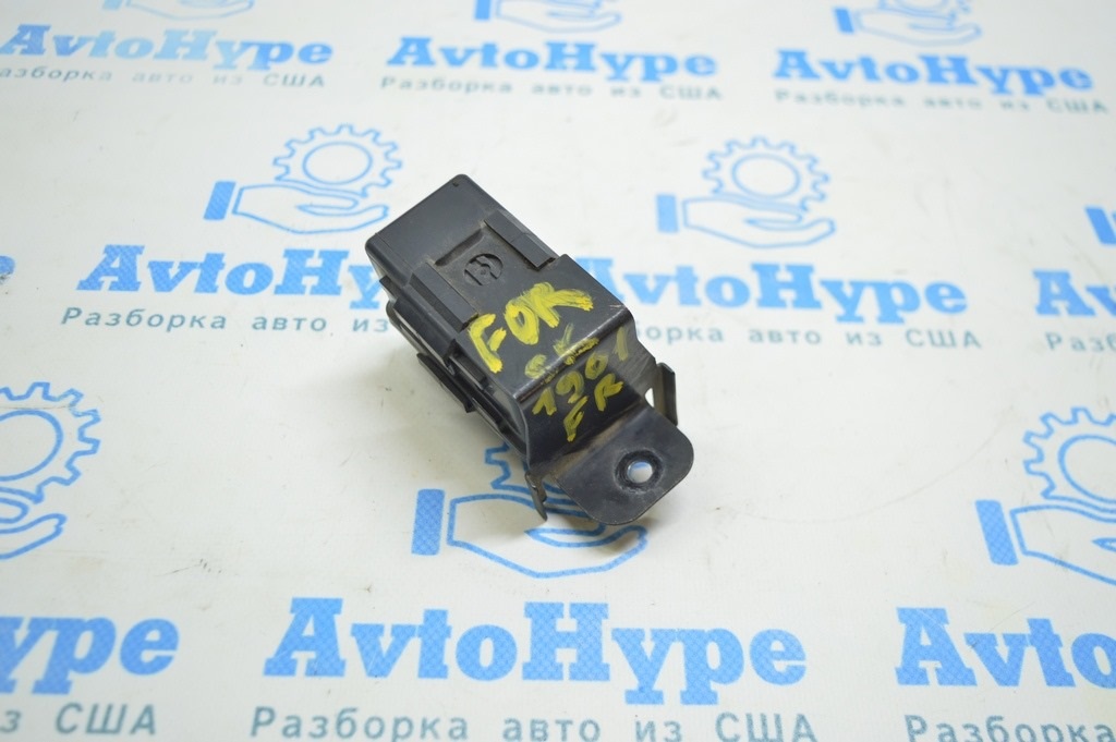 Реле омывателя Subaru Forester 19- SK