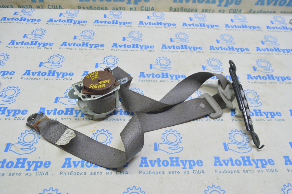 Ремень безопасности 2 ряд задний правый Toyota Sienna 15-20 серый (01) Реал М