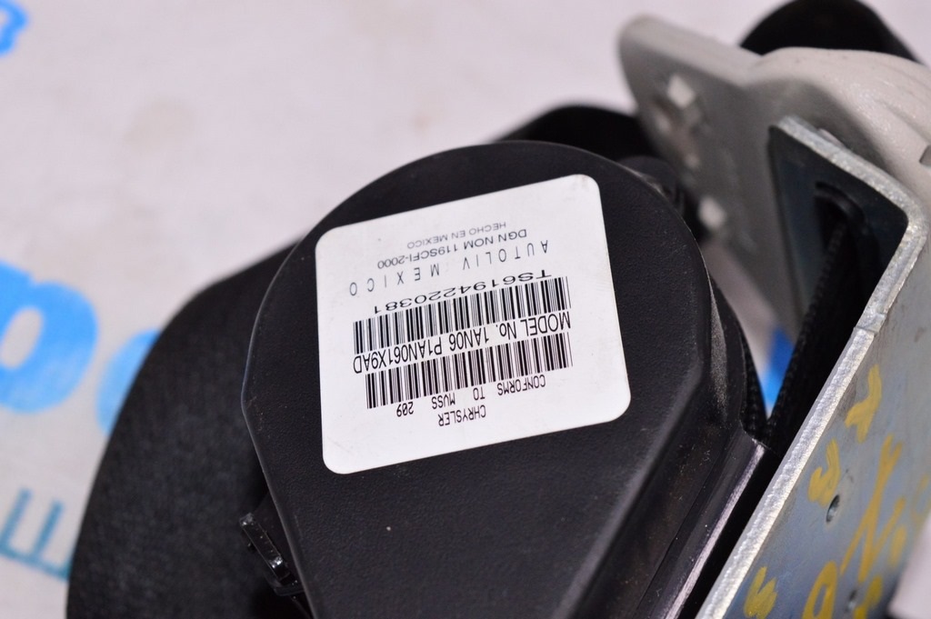 Ремень безопасности (3 ряд) прав Dodge Journey 11- черный — фото 4