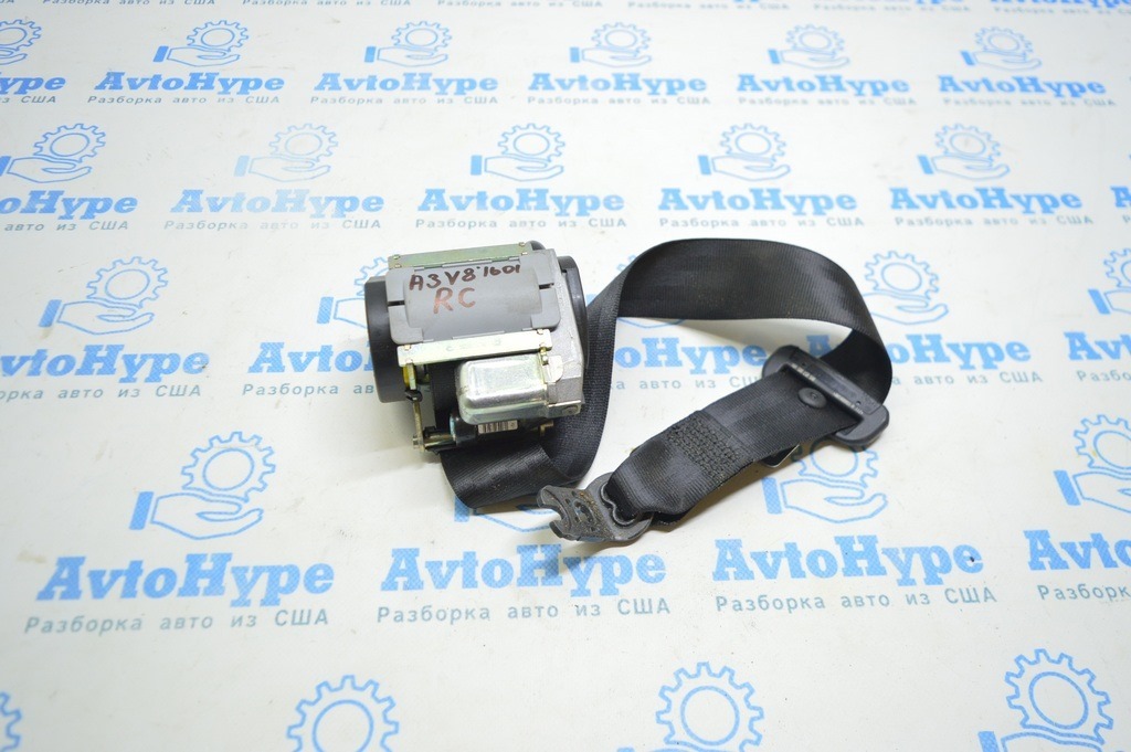 Ремень безопасности центральный Audi A3 8V 15-20 4d, 5d, черный