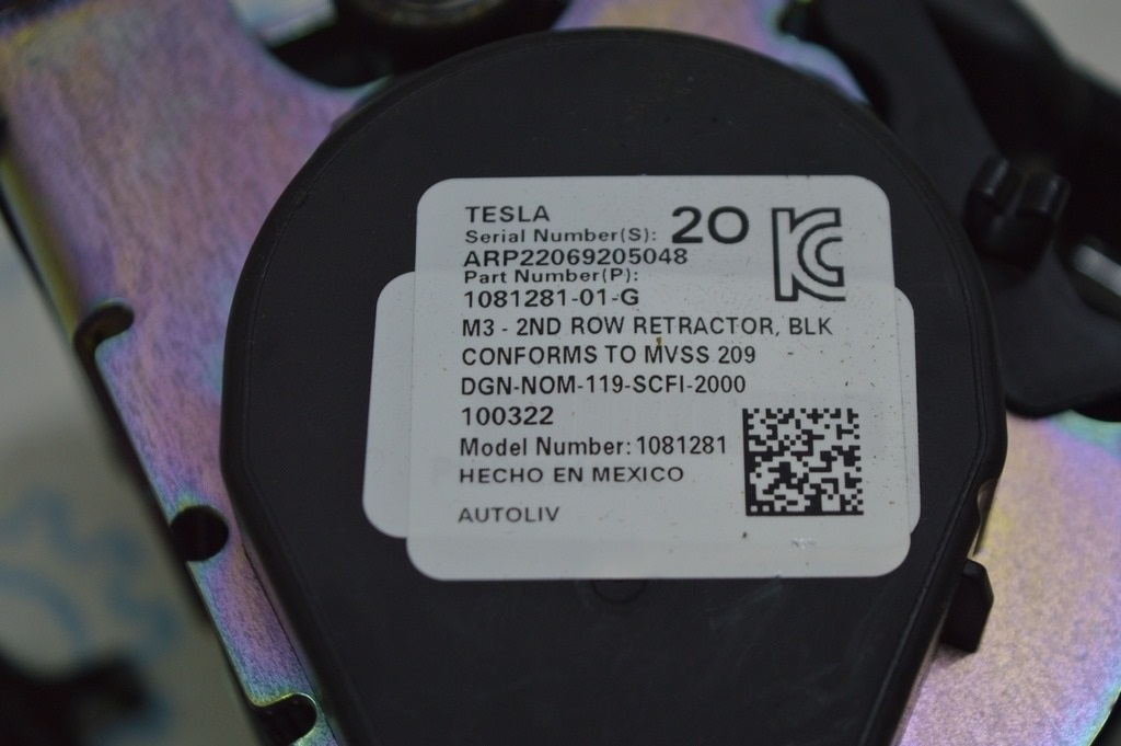 Ремень безопасности задний правый Tesla Model 3 18- чёрн — фото 2