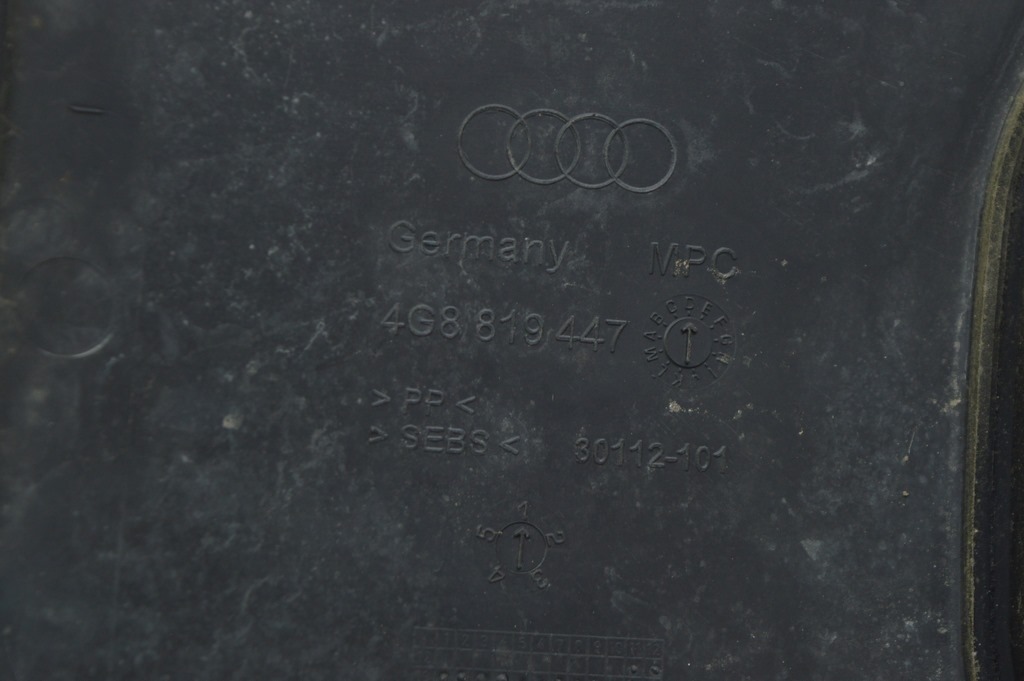 Решетка дворников пластик Audi A6 C7 12-18 — фото 3