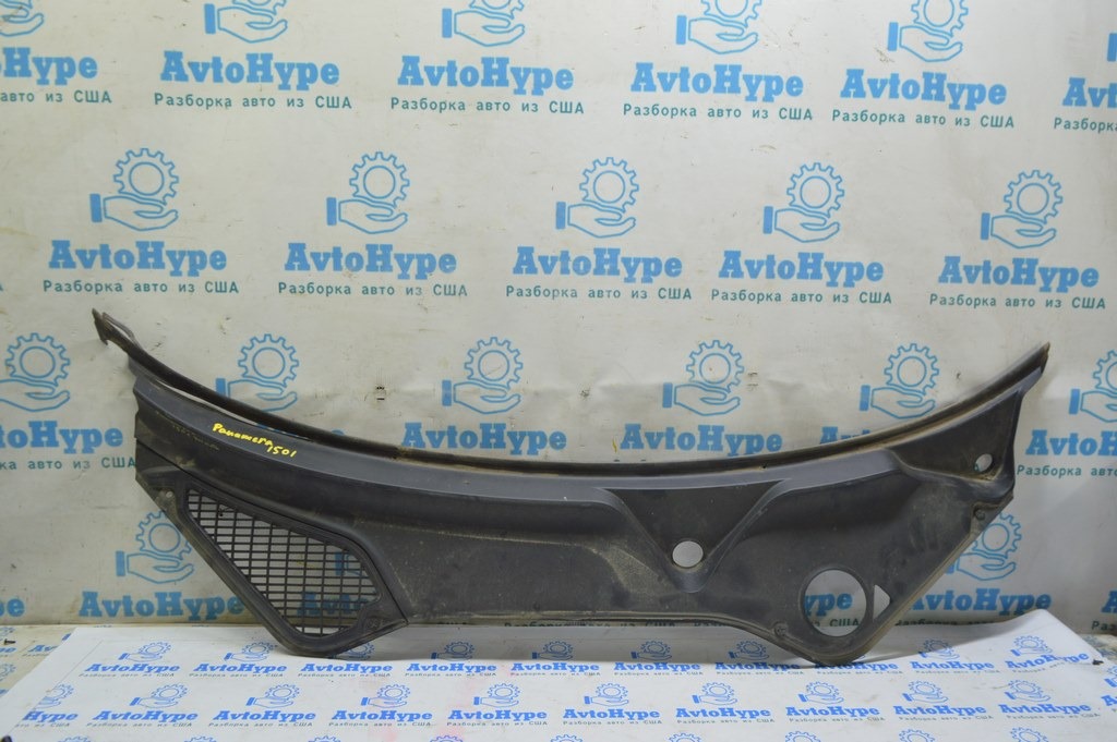 Решетка дворников (пластик) Porsche Panamera 10-16 (01) треснута без вставки 9705550630 21