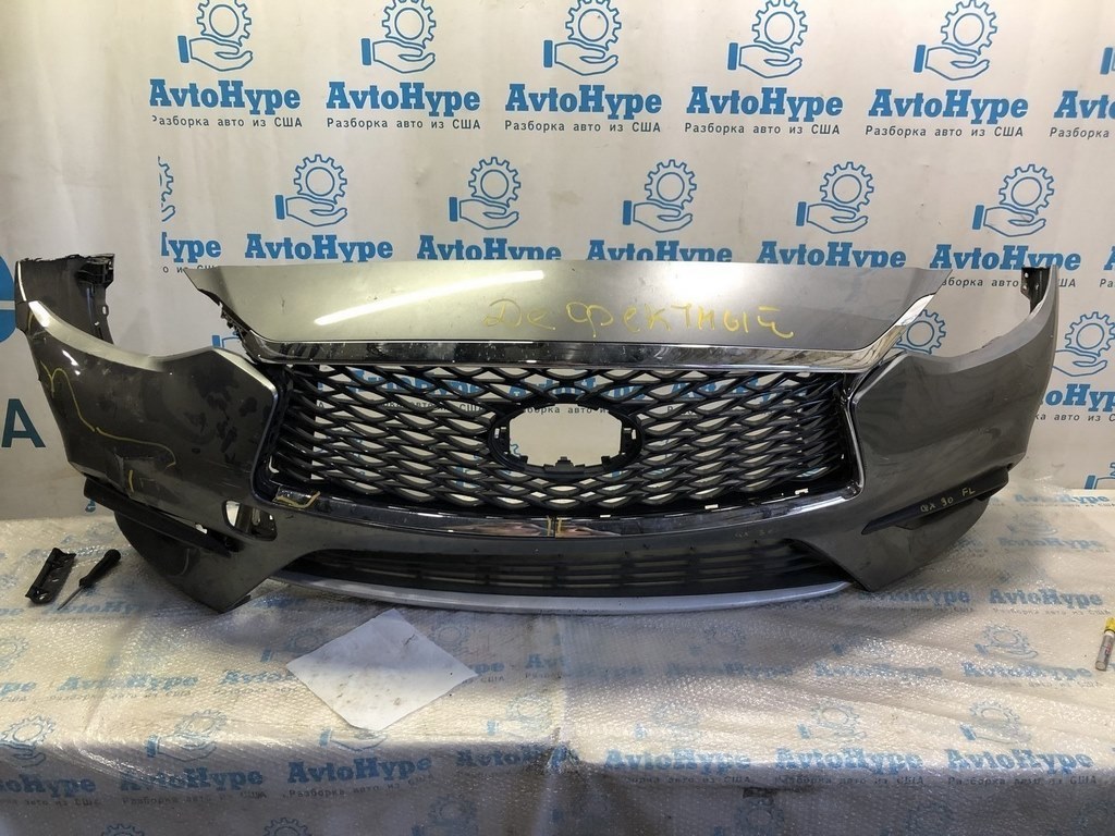 Решетка радиатора grill Infiniti QX30 17- (01) без хрома и значка есть деф.