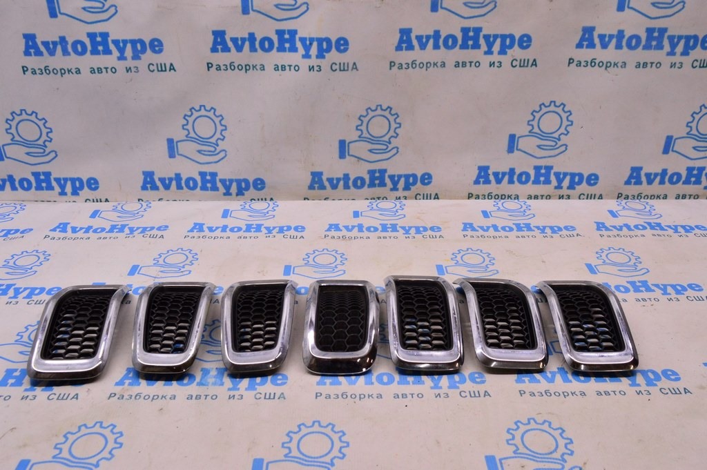 Решетка радиатора grill Jeep Cherokee KL 14-18 дорест хром комплект 7шт (04)