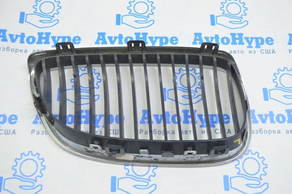 Решітка радіатора grill ніздря ліва BMW e92 07-10 — фото 2