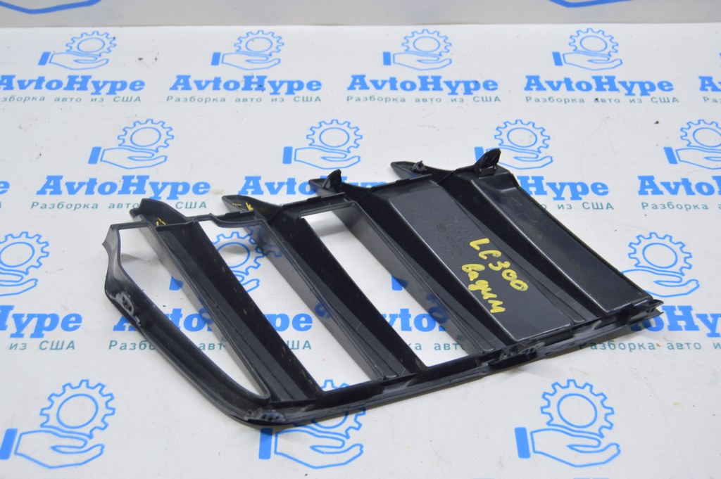Решітка радіатора grill права Toyota LC300 21- (01) злам кріпл, реаліз Вадим — фото 2