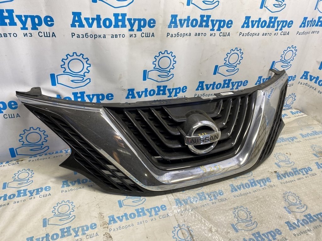 Решетка радиатора grill со значком Nissan Murano z52 15- под камеру, трещина снизу
