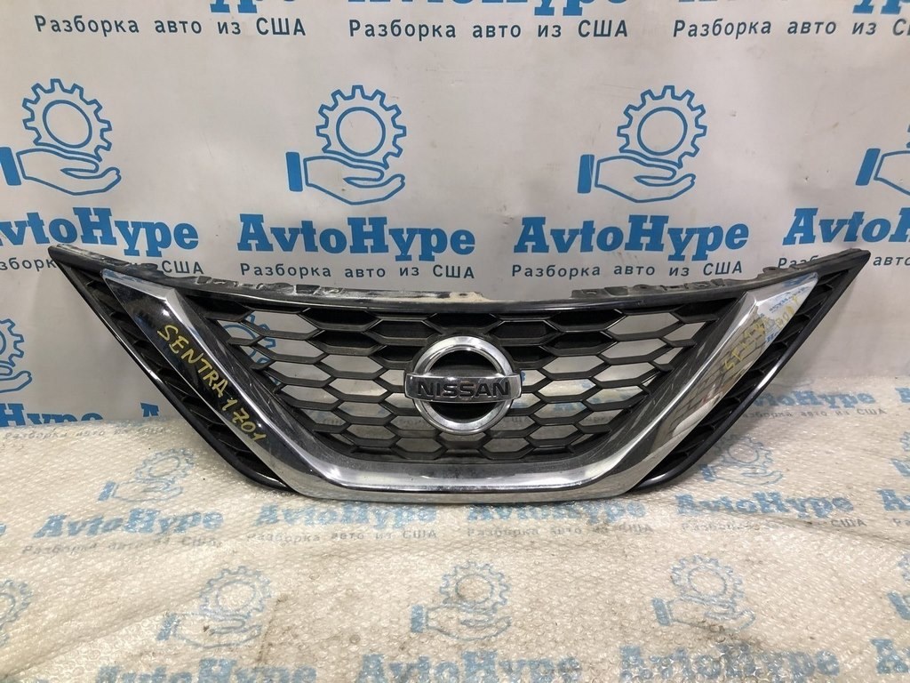 Решетка радиатора grill со значком Nissan Sentra 16-19 рест