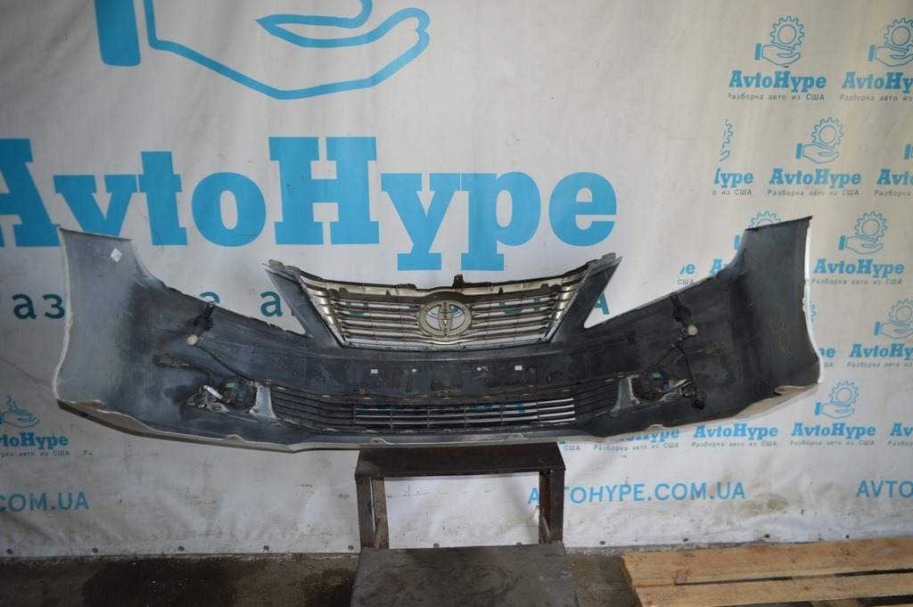 Решетка радиатора grill со значком Toyota Camry v50 12-14 европа 53111-33380 — фото 3