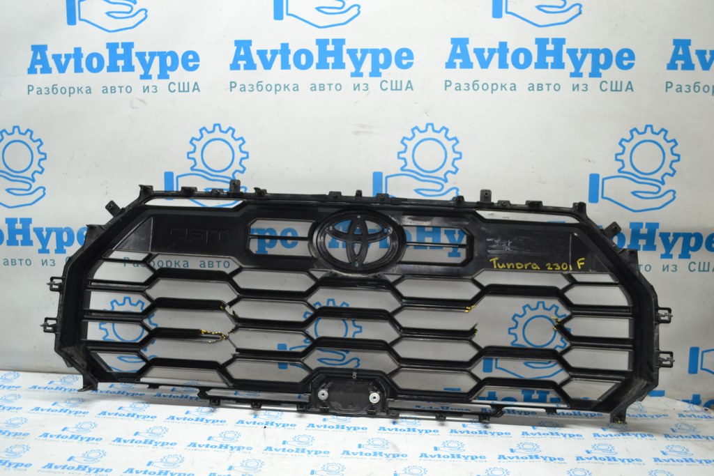 Решетка радиатора grill Toyota Tundra 22- (01) дефект нет фрагмента — фото 4