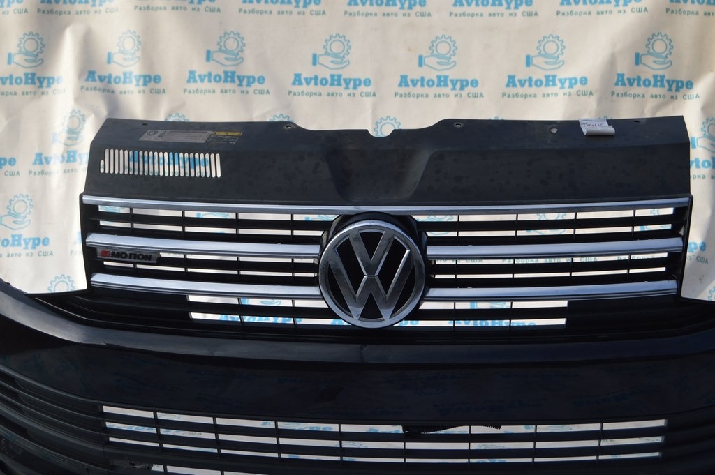 Решетка радиатора grill VW Multivan T6 16-20 хром+ черн