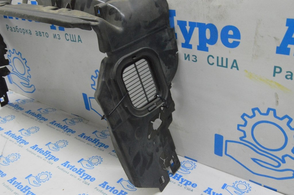 Решетка воздухоприемника BMW X5 G05 19-24 3.0T