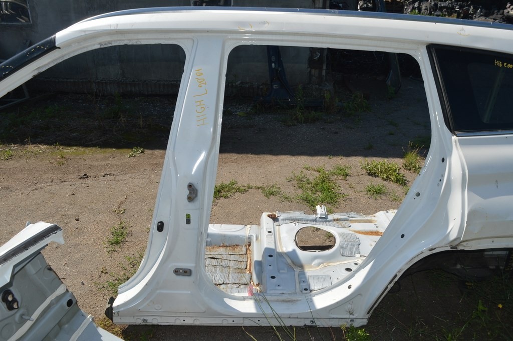 Рейлинги продольные Toyota Highlander 20- хром (01)