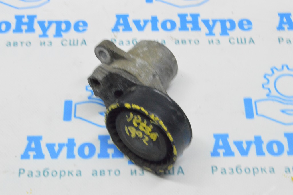Ролик натяжитель приводного ремня VW Jetta 19-24 1.4T (02) дефект ролика — фото 2