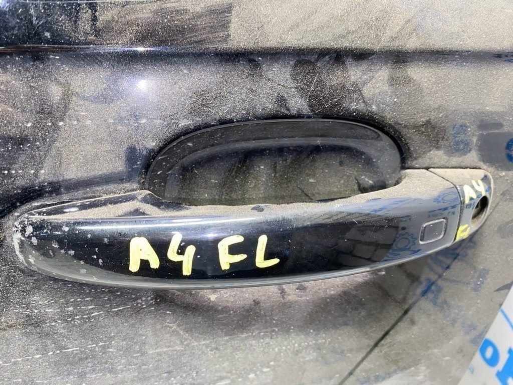 Ручка двери внешняя перед лев Audi a4 b8 08-16